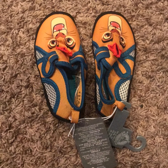 king size water shoes